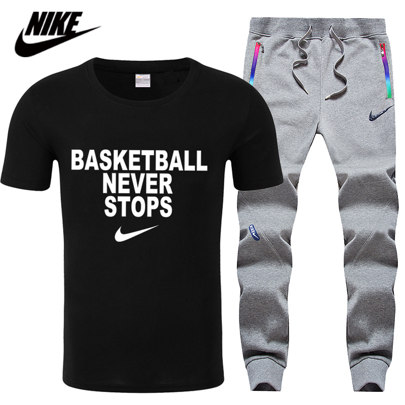 survetement nike femme militaire